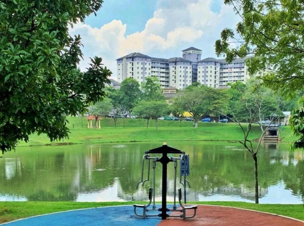 Awedee Homestay Putrajaya Exterior photo